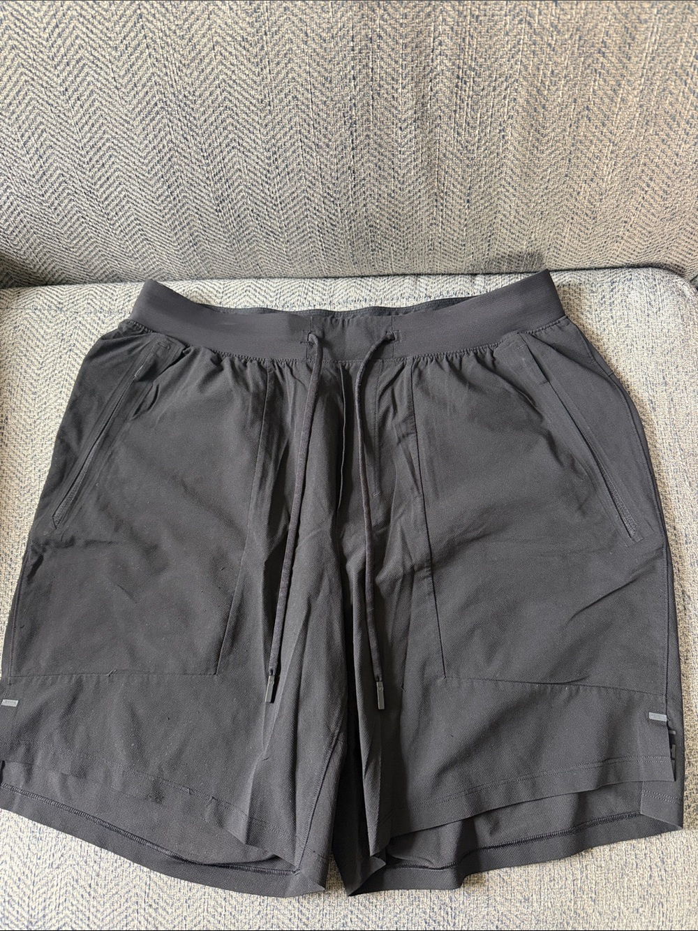 Lululemon Athletica Men’s Black Athletic Shorts Size: Large